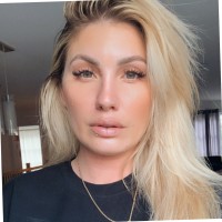 Sabrina B.