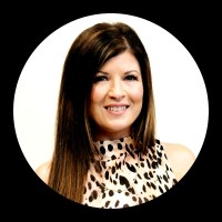 Rhiannon Staiger, Mba