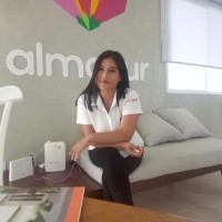 Lucia León León
