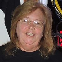 Lynn Tolle