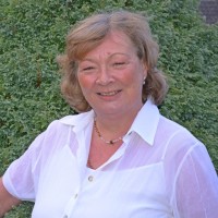 Lorna Jackson (Ekarasa Ishaya)