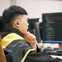 吳家毅