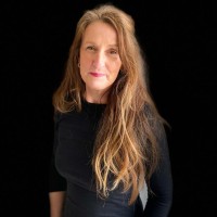 Jane Victor
