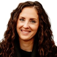 Carmen Gentes, Mba