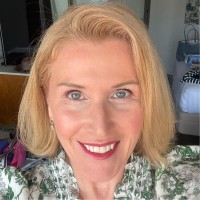 Julie Flanagan Dowd
