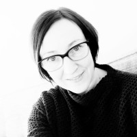 Karen Holden