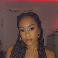Tavia Savoury