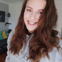 Amy Hollingsworth