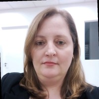 Mônica Back Campagnaro Schmitz