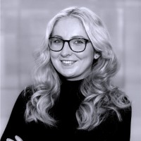 Isabelle Mills