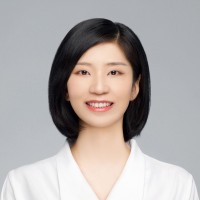Jade Zhong