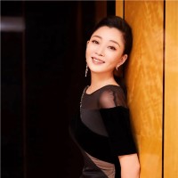 Lucia Wang