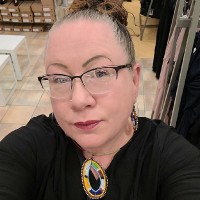 Tracey-Lynn Mclennan