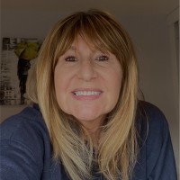 Wendy Phillips