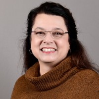 Amy Holcomb