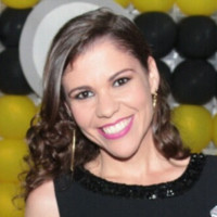 Izabela Araújo