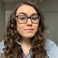 Kayla R Wright