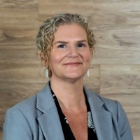 Jennifer Robson