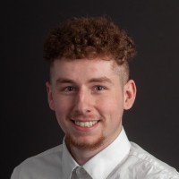 Gavin Leader