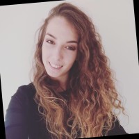 Soňa Davies