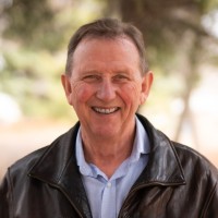 Wayne Janzen