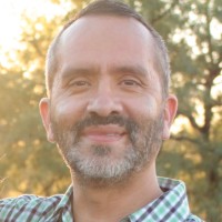 Carlos Olivas
