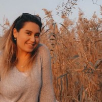 Özlem Di̇lek