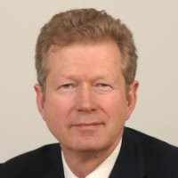 Andrew Mills