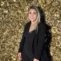 Camila Bueno De Farias