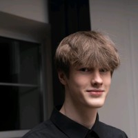 Евгений Ермолов