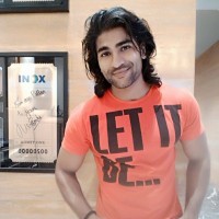 Md Z Hussain