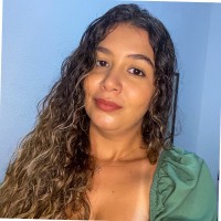 Mirian Holanda Cavalcante