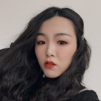 Yoko Ye