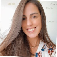 Camila Neves