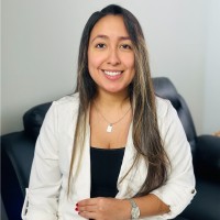 Dina Giron, Mba