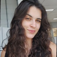 Thais Gomes