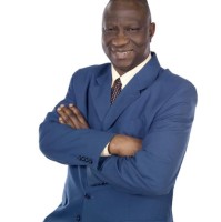 Kolawole Osholowu