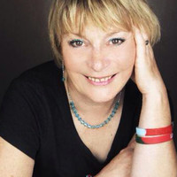 Sue Rayner