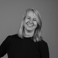Eva Oudhuis