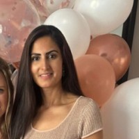 Kim Mezoui