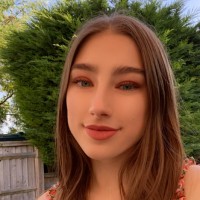 Caitlin Lee