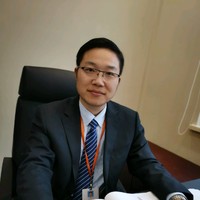 何隆泉