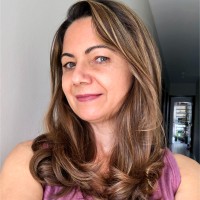 Luzia Melo