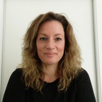 Claudia de Jong