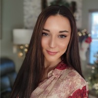 Kaitlin L.