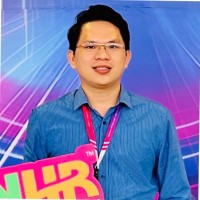 Van Le