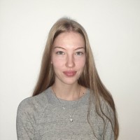 Adéla Vejmolová