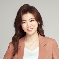 Claire Yang