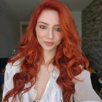 Kübra T.