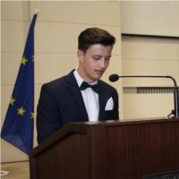 Denis Leskovar